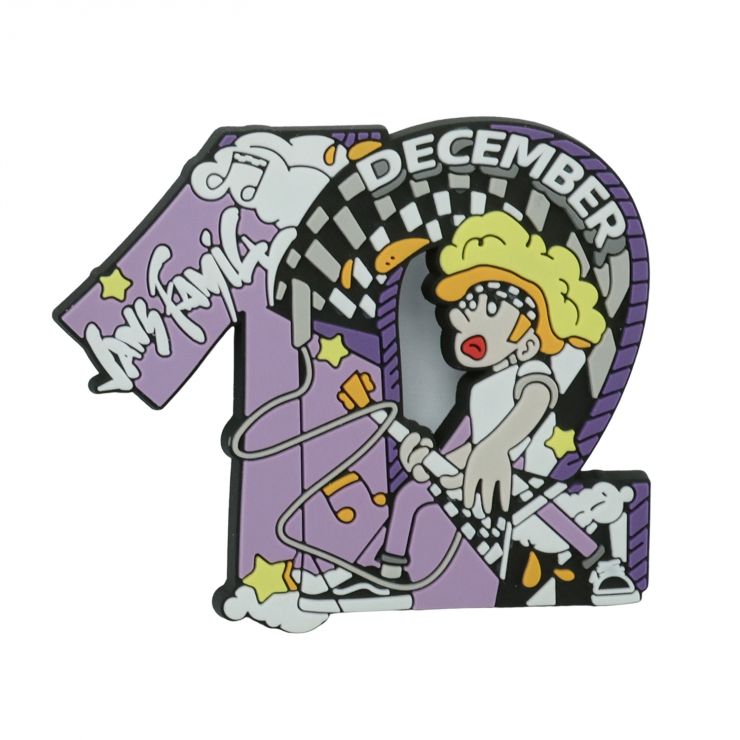 会员通赠品-12月VANS Family月历徽章