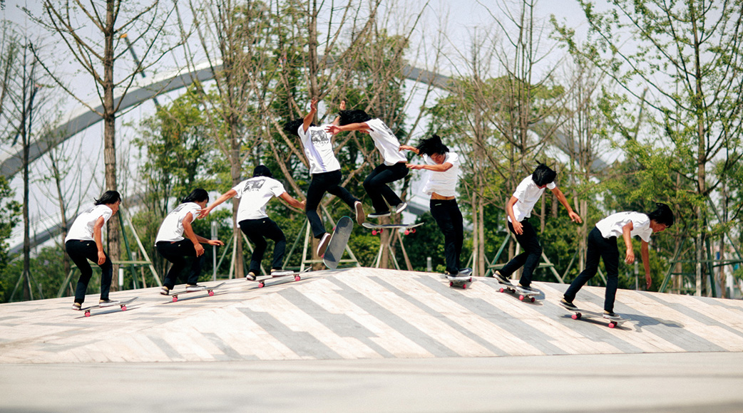 也许在中国的滑板圈子里面"小鸡"远比王国华的本名来的更加响亮.